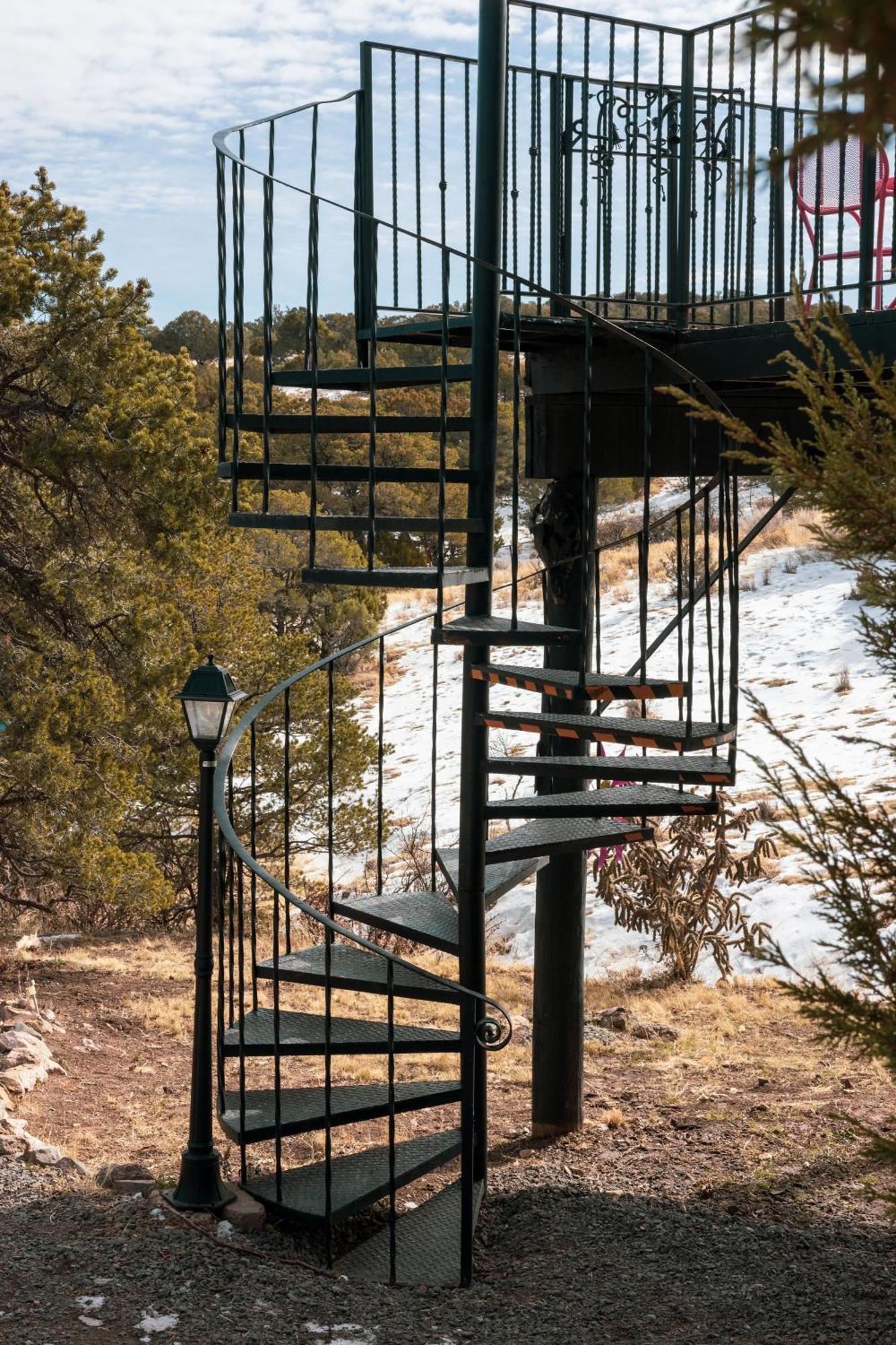 Villa Ashley'S Treehouse At El Mistico Ranch Nogal Exterior foto